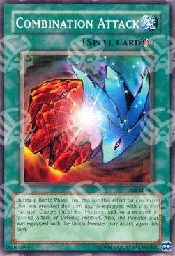 Attacco Combinato - Dark Revelation 1 (Common) [DR1-085]
