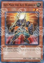 Uomo Chiave il Guerriero Chiave - Starter Deck: Dawn of the Xyz (Common) [YS11-009]